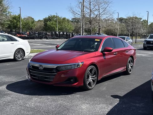 Certified 2021 Honda Accord Touring image 2