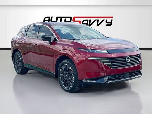 Used 2025 Nissan Murano Platinum w/ Cargo Package AWD/4WD image 1