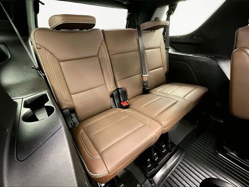 Used 2024 Chevrolet Tahoe High Country image 28