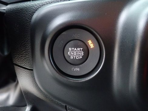 Used 2023 Jeep Wrangler Sahara image 22