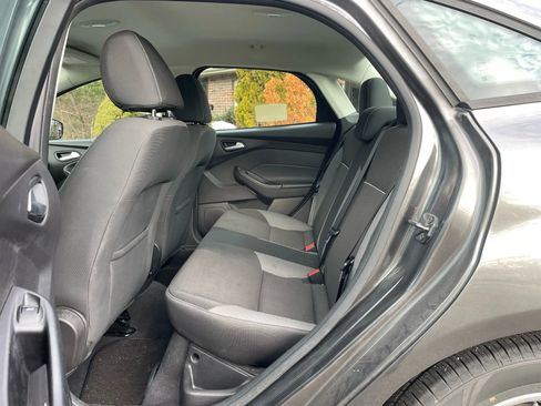 Used 2014 Ford Focus SE image 39