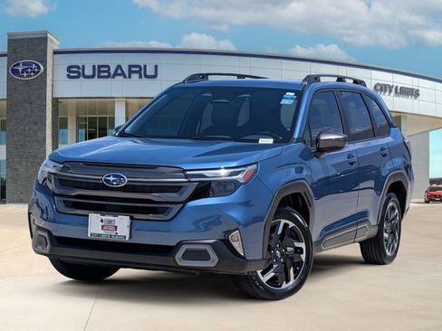 Used 2025 Subaru Forester Limited w/ Popular Package #2 AWD/4WD image 1