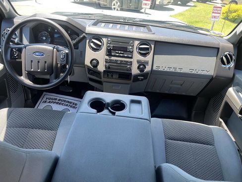 Used 2016 Ford F350 XLT image 11