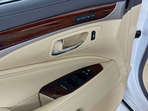 Used 2017 Lexus LS 460 L RWD image 18