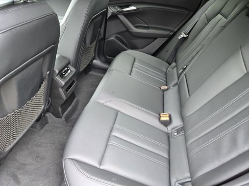 New 2027 Audi Q6 e-tron Premium image 36