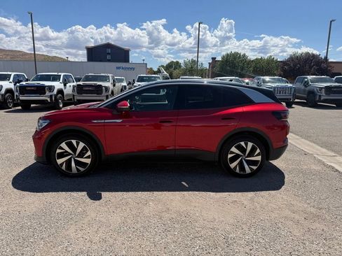 Used 2021 Volkswagen ID.4 Pro S w/ Gradient Package AWD/4WD image 8