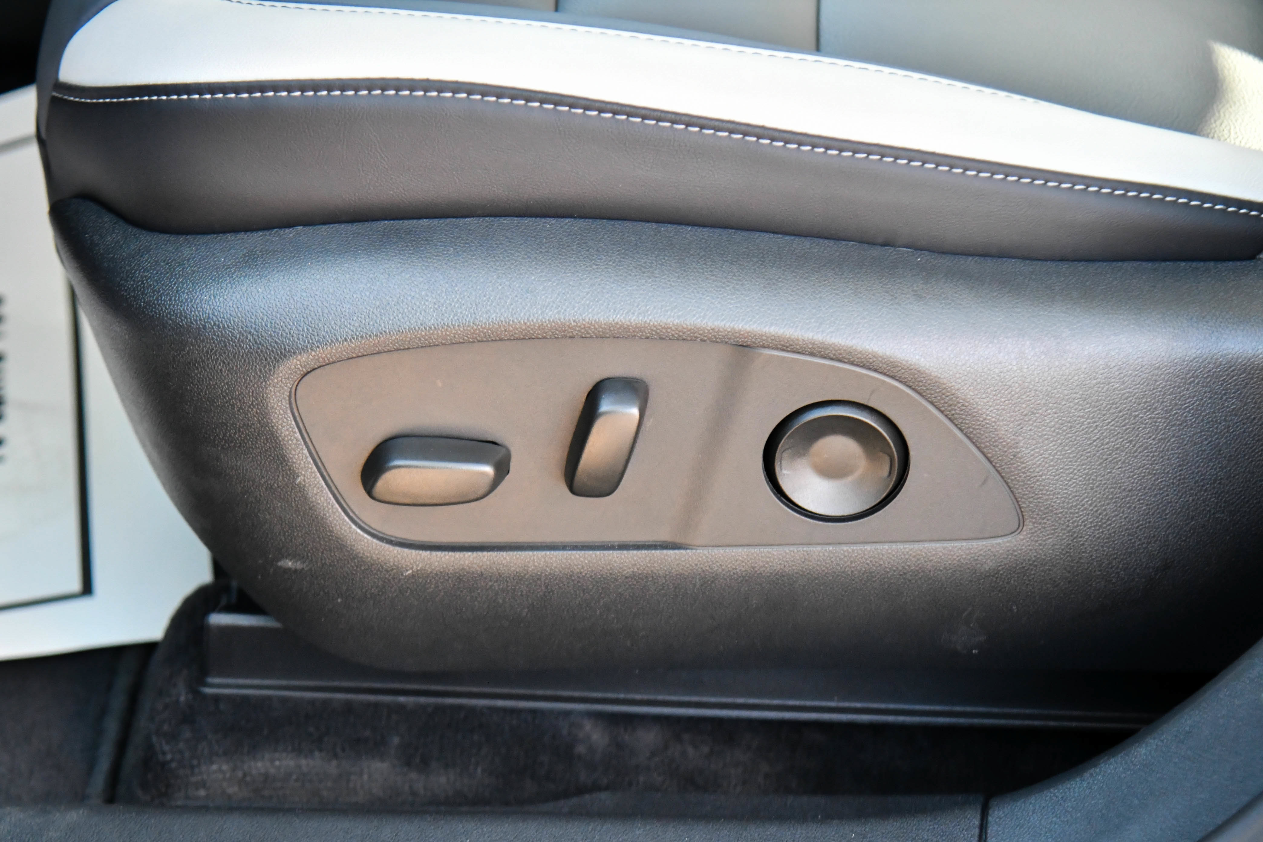 Used 2025 Honda Prologue Touring image 17