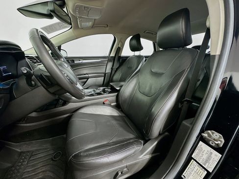 Used 2016 Ford Fusion Titanium image 21