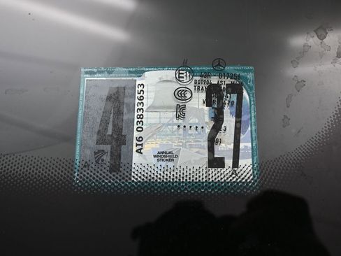 Used 2023 Mercedes-Benz EQE 500 4MATIC SUV image 43