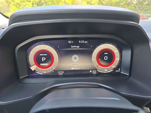 Used 2025 Nissan Rogue SL FWD image 25