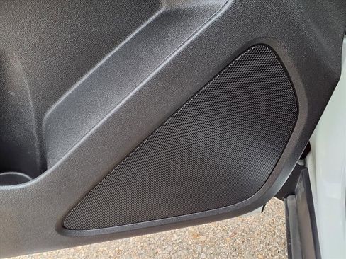 Used 2018 Chevrolet Equinox LT image 14