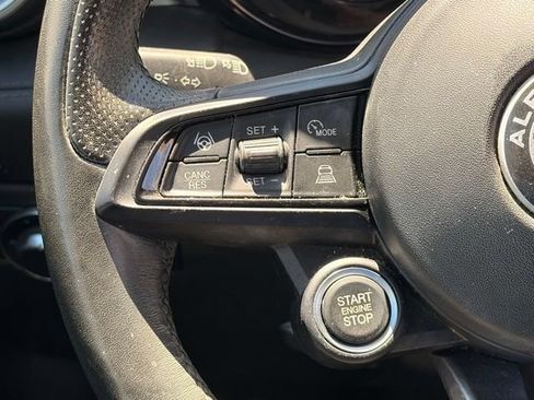 Used 2024 Alfa Romeo Tonale Ti AWD/4WD image 19