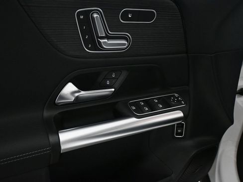 Certified 2026 Mercedes-Benz GLA 250 image 9