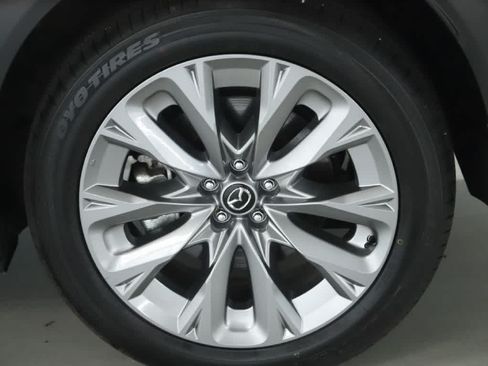 Certified 2026 MAZDA CX-90 3.3 Turbo w/ Preferred Package AWD/4WD image 41