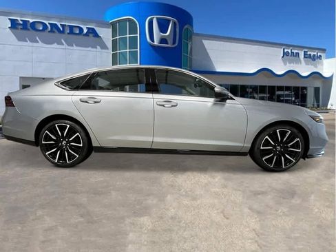 New 2025 Honda Accord Touring image 8