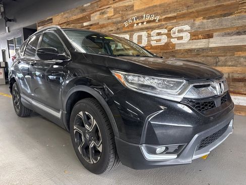 Used 2018 Honda CR-V Touring image 11