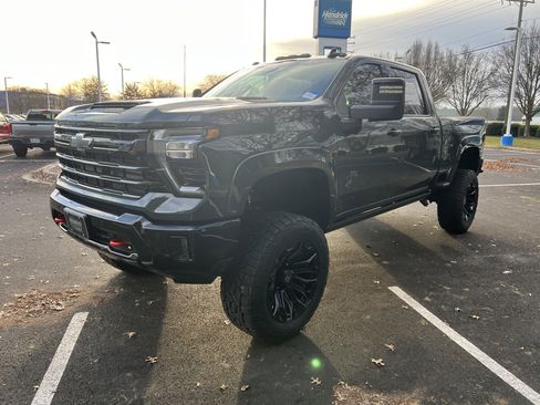 New 2026 Chevrolet Silverado 2500 LTZ w/ Trail Boss Package AWD/4WD image 5