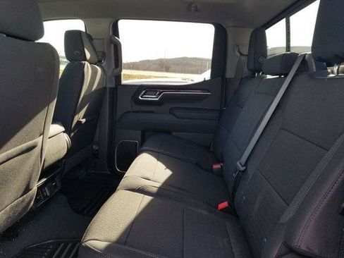 New 2026 GMC Sierra 1500 SLE w/ Preferred Package image 10