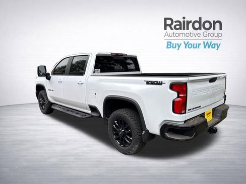 Used 2025 Chevrolet Silverado 2500 LT w/ Trail Boss Package AWD/4WD image 5
