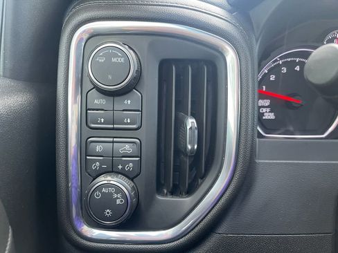 Used 2021 Chevrolet Silverado 1500 LT Trail Boss w/ Convenience Package II image 22