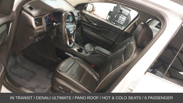 Used 2023 GMC Acadia Denali w/ Denali Ultimate Package AWD/4WD image 19