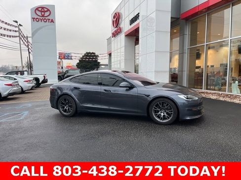 Used 2022 Tesla Model S image 2