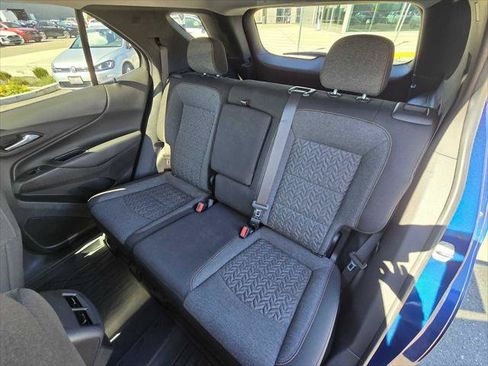 Used 2022 Chevrolet Equinox LT FWD image 17