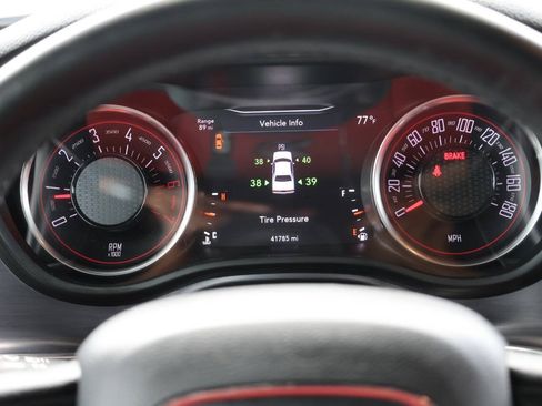 Used 2018 Dodge Challenger R/T Scat Pack RWD image 17