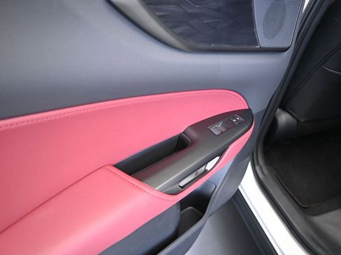 Used 2025 Lexus NX 250 FWD w/ Towing Package (2000 Lbs) image 15