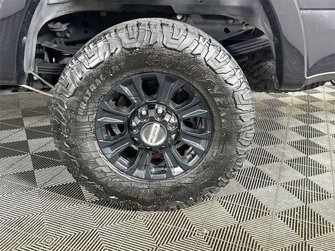 Used 2020 Ford F250 Platinum w/ Tremor Off-Road Package image 35