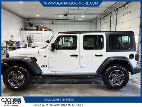 Used 2022 Jeep Wrangler Unlimited Sport AWD/4WD image 5