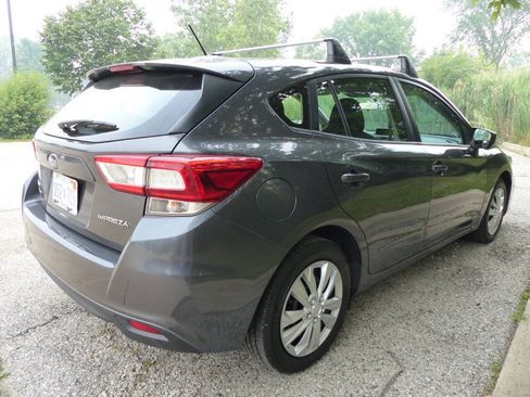 Used 2019 Subaru Impreza 2.0i AWD/4WD image 12
