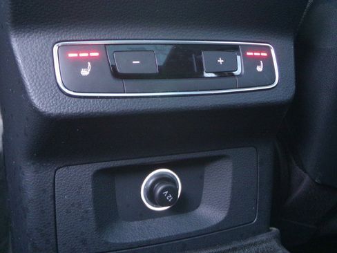 Used 2018 Audi Q5 2.0T Premium Plus image 17