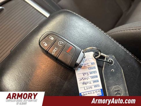 Used 2017 Dodge Charger SXT image 20