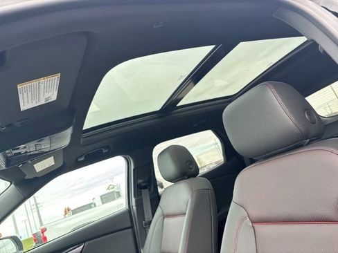 New 2025 Chevrolet Blazer RS w/ Driver Confidence II Package image 21