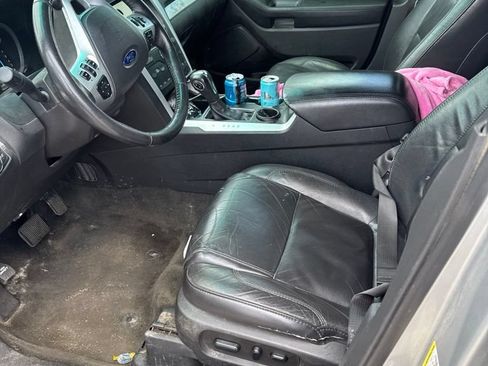 Used 2015 Ford Explorer XLT w/ Equipment Group 202A FWD image 6