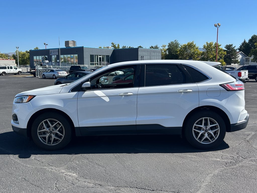 Used 2024 Ford Edge SEL AWD/4WD image 7