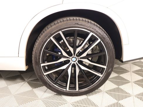 Used 2022 BMW X5 xDrive40i w/ M Sport Package image 20