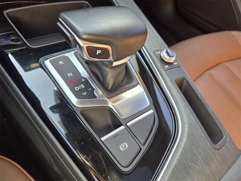 Used 2021 Audi A4 2.0T Premium w/ Convenience Package image 22