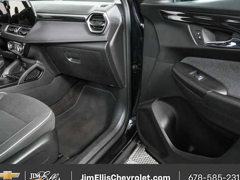 Used 2025 Chevrolet TrailBlazer LT image 21