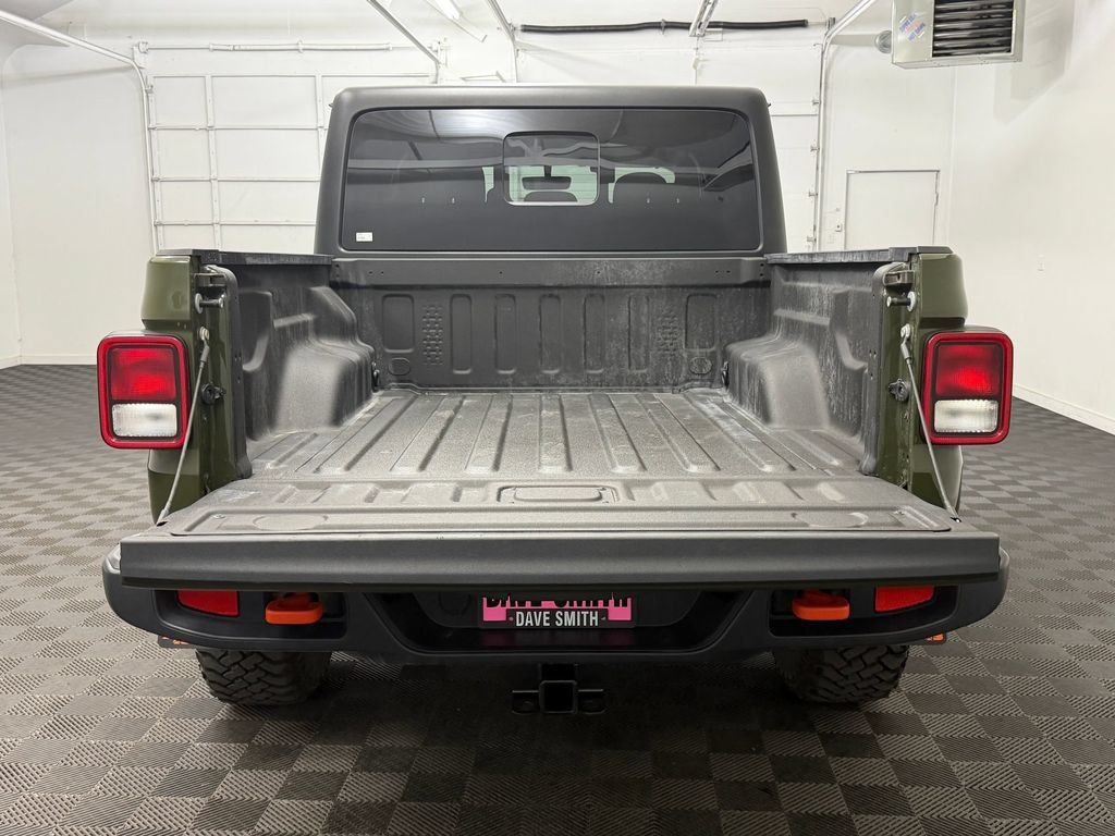 Used 2023 Jeep Gladiator Mojave w/ Cold Weather Group AWD/4WD image 25