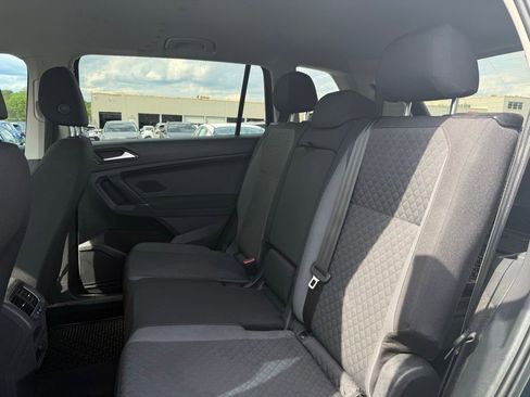 Used 2018 Volkswagen Tiguan S FWD image 10