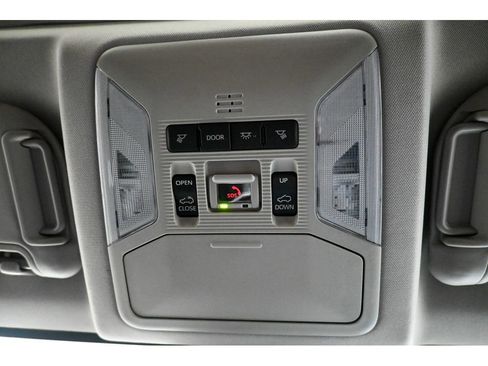 Used 2024 Toyota RAV4 XLE Premium image 47