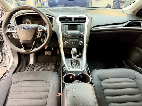 Used 2014 Ford Fusion SE image 10