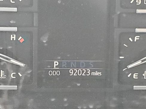 Used 2019 Toyota Tundra Platinum AWD/4WD image 31