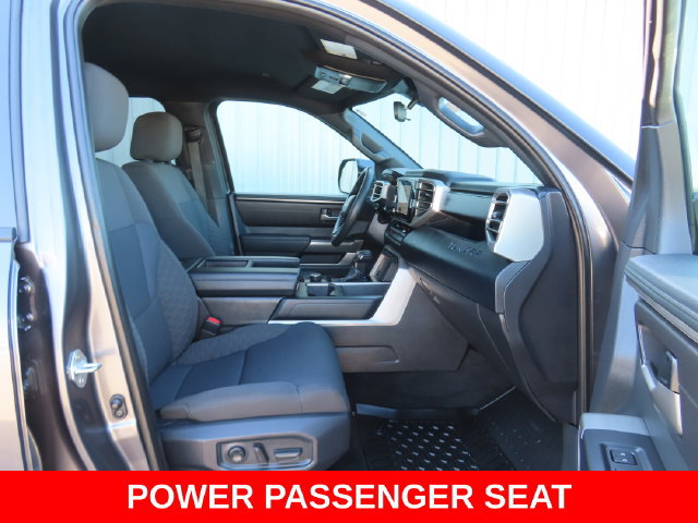 Used 2025 Toyota Tundra SR5 AWD/4WD image 26