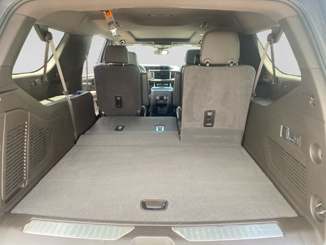 Used 2024 GMC Yukon XL Denali AWD/4WD image 37