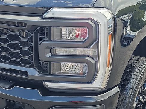 Used 2024 Ford F250 XL w/ STX Appearance Package AWD/4WD image 30