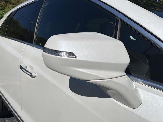 Certified 2024 Cadillac XT5 Premium Luxury w/ LPO, Floor Liner Package AWD/4WD image 5