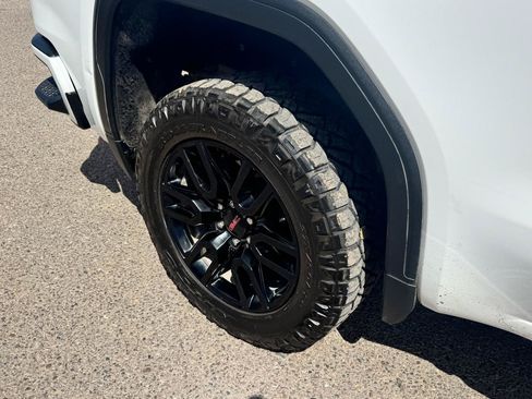 Used 2021 GMC Sierra 1500 Elevation AWD/4WD image 10